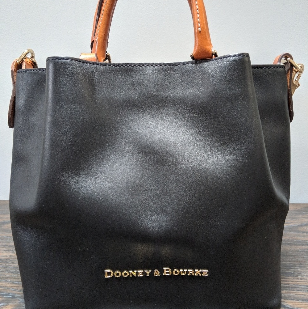 Dooney & Bourke City Barlow Small
